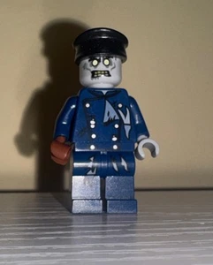 LEGO Monster Fighters Zombie Driver Minifigure (9464 9465) - Picture 1 of 7