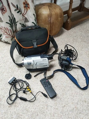 Sony Handyman Vision CCD-TRV218E Hi8 Video Camera Recorder Untested  - Image 1 of 4