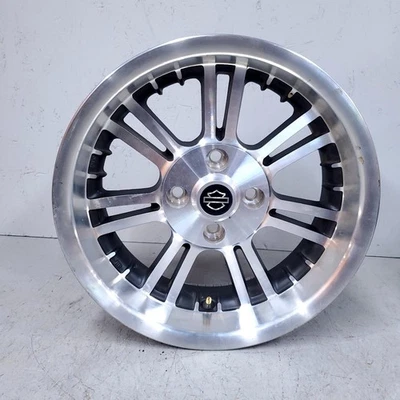 Rueda trasera Harley-Davidson Tri Glide 7 radios 15x5,5 triciclo 2009-2024 283327-09 Foto 1 de 4