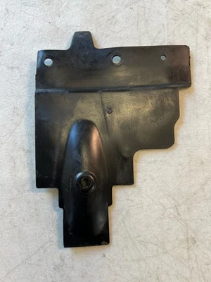 1983 铃木 DR125 DR 125 MUD FLAP  — 第 1/2 张图片