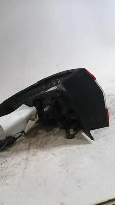 Conjunto de luz trasera derecha Ford Fusion 2016 gris fabricante de equipos originales usado 586951 94 k millas Foto 1 de 4