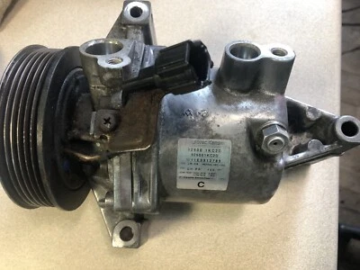 Compresor de aire acondicionado Nissan Cube 2011, fabricante de equipos originales, usado Foto 1 de 4