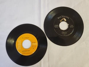 PR ELVIS PRESLEY 1956 HOUND DOG SUSPICIOUS MINDS 1969 45 RPM! - Picture 1 of 6