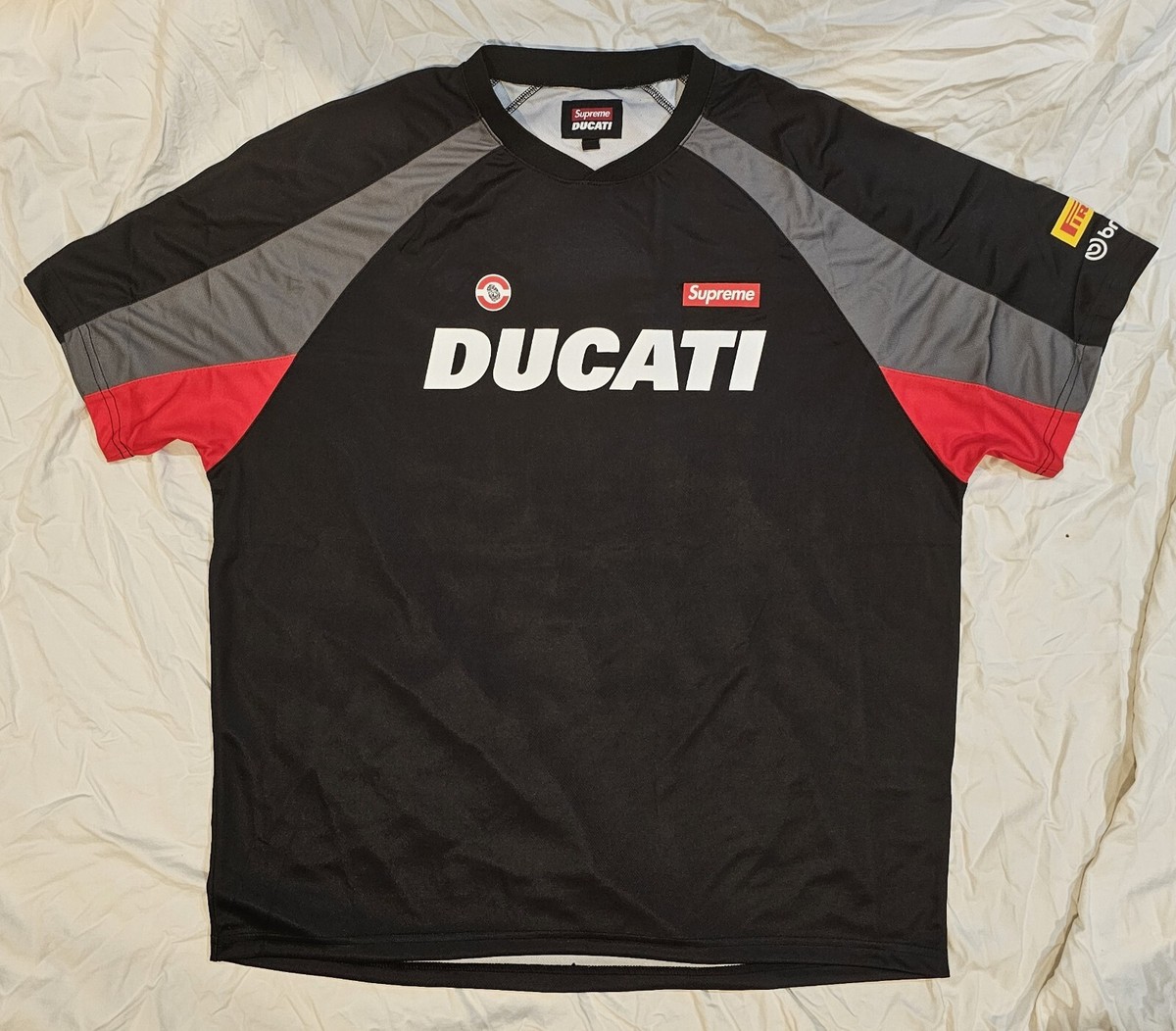 ウェア Supreme x Ducati Soccer Jersey Black Supreme Ducati Soccer Jersey Black | Hype Clothinga