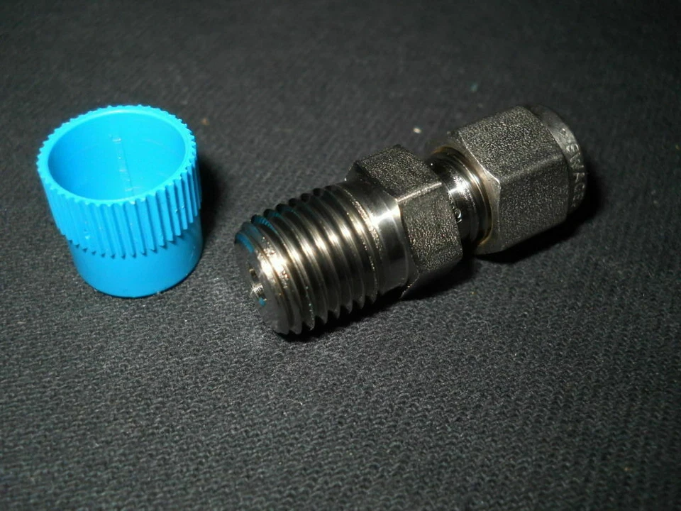 Swagelok SS-400-1-4 Tube and Adapter Fitting