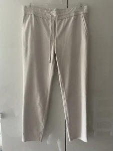 Juvia Hose, Gr. L, Farbe Creme, 7/8 Länge, Gummibund, Leder-Optik, NEU - Bild 1 von 5