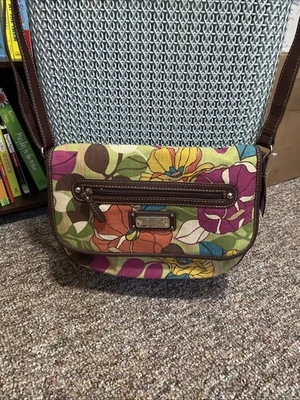 RELIC Brand Alex Flap Jenny Floral Shoulder Purse - NWT - Image 1 of 4