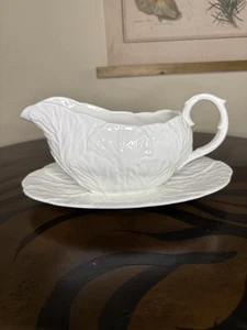 Vintage Coalport Wedgwood Countryware White Gravy Boat Bone China Cabbage Leaf - Picture 1 of 5