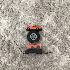 Vintage 1979 Knickerbocker Dukes of Hazzard General Lee Wrist Racer Wind Up Car - Picture 1 of 5
