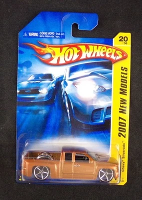 2007 Hot Wheels #20 New Models 20/36 CHEVY SILVERADO Orange w/Chrome OH5 Spokes - Image 1 of 4
