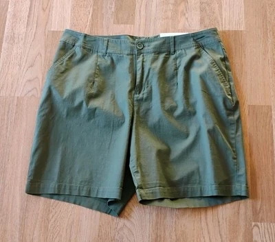 Shorts verde oliva Cato tamanho 16W novo com etiquetas - Imagem 1 de 4