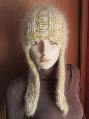 Sombrero de mohair tejido a mano amarillo/marfil Foto 1 de 4