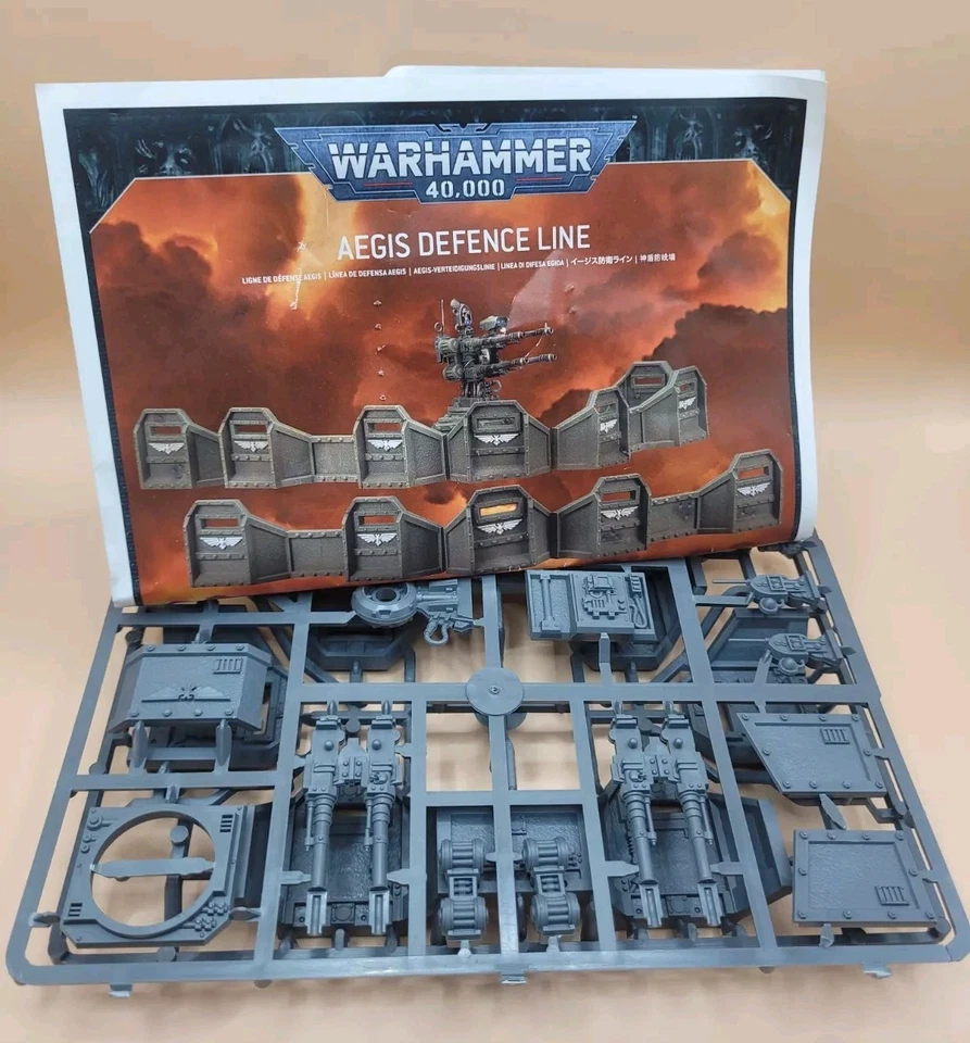 Warhammer 40K Aegis Defence Line Wall of Martyrs Terrain - открытая коробка - Изображение 1 из 3