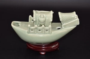 Antique Green Celadon Inkstone Water Dropper Ancient China Porcelain Boat - Picture 1 of 4