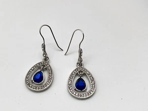 Vintage Monet Earrings Dangle Drop Silver Metal Blue Crystal Rhinestones - Picture 1 of 11