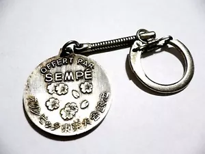1964 Olympic Games Tokyo ORIGINAL Old Keychain OFFERT PAR SEMPE RARE!! - Picture 1 of 2