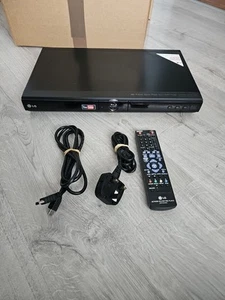 LG BD360 Netzwerk Blu-Ray Disc DVD Player und Fernbedienung + HDMI Kabel - Bild 1 von 5