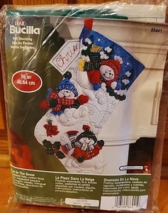 Bucilla Filzstrumpf "Spaß im Schnee" Strumpf Kit 16" Schneemänner Neu in Verpackung - Bild 1 von 3