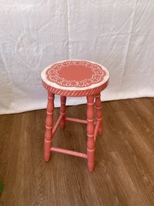 Wooden Milking Stool Plant Stand Side Table Coral with White Stencil Cottagecore - Picture 1 of 14