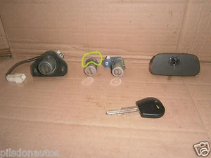 DAEWOO LEGANZA 1998 CERRADURAS PUERTA/BOTA Y GUANTERA CON 1 LLAVE - Imagen 1 de 1