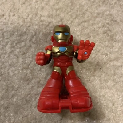 Figura de juguete Iron Man Armor Up Tony Stark traje negro 2014 Playskool Super Heroes Foto 1 de 4
