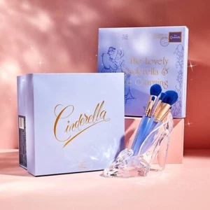 Spectrum Disney Cinderella Glass Slipper Brush Holder + Makeup Brushes Bundle - Picture 1 of 10