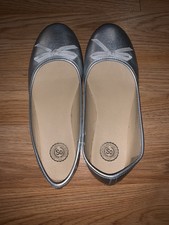 Girls Size 4 Silver Flats