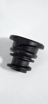 Tapón de drenaje de aceite de plástico OEM GENUINO NUEVO VW AUDI 06L103801 06L-103-801 Foto 1 de 3