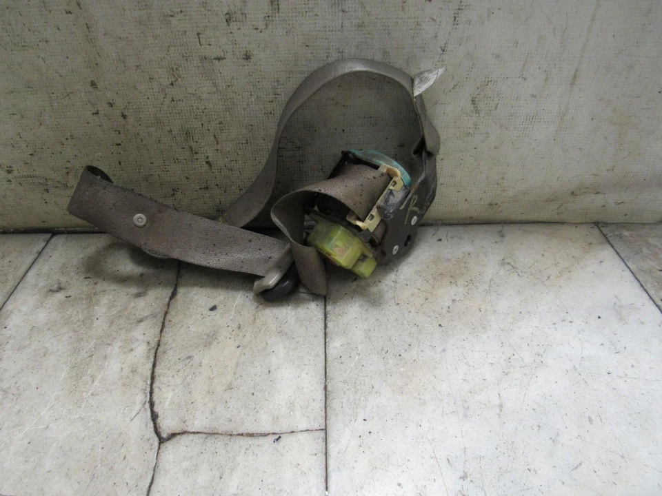 03 04 05 06 07 08 09 10 CHEVY EXPRESS 1500 Cinturón de seguridad delantero OEM Foto 1 de 2