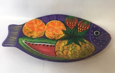 Placa de pared pintada a mano de peces frutas tropicales esmaltada sobre terracota  Foto 1 de 2