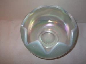 FENTON OPALESCENT IRIDESCENT GLASS BOWL SEAFOAM CARNIVAL GLASS - Picture 1 of 12