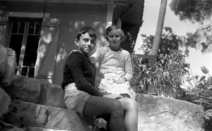 Frère & soeur petit garçon petite fille jardin - Négatif photo ancien + photo - Picture 1 of 1