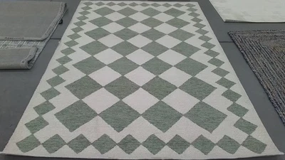 Alfombra verde/marfil 6'-0" x 9'-0" defecto, precio reducido 1172786463 EBN137Y-6 Foto 1 de 4