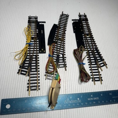 Interruptores de tren modelo 3 piezas 2 Atlas 1 AHM Foto 1 de 4