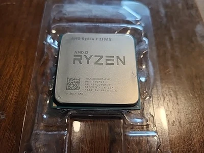 AMD Ryzen 3 2300X - Image 1 of 2