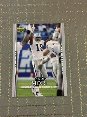 2007 Upper Deck First Edition Randy Moss #72 New England Patriots (A) - Image 1 of 2