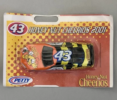 Honey Nut Cheerios #43 NASCAR 2001 coche de carreras Petty Enterprises General Mills Foto 1 de 4