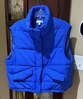She + Sky 女式皇家蓝色 Puffer 背心 L 码 — 第 1/4 张图片