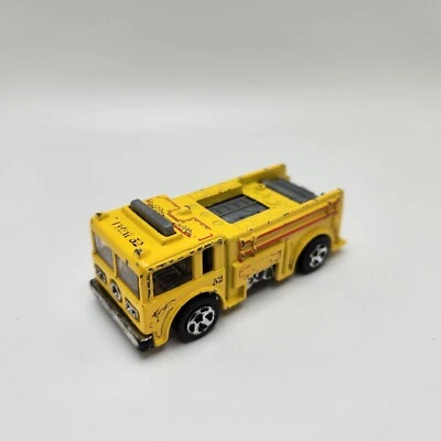 Caminhão de bombeiros Hot Wheels 1976 Fire Eater amarelo #52 carro de brinquedo fundido 1:64 - Imagem 1 de 4
