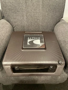 NEW NEVER USED RARE DIRECTV SAT-GO! SAT GO SATELLITE PORTABLE SCREEN & DISH 17" - Picture 1 of 13