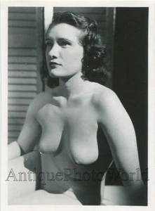 Beautiful nude woman in shadows antique risque photo - Picture 1 of 1