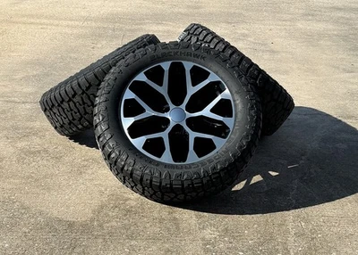 20" Black and Machine Snowflake Wheels Blackhawk R/T Tires For GMC Sierra Yukon Foto 1 de 4