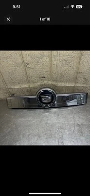 Moldura de puerta levadiza trasera Cadillac Escalade 2007-2014 con cámara OEM Foto 1 de 4