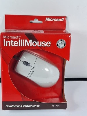 Microsoft IntelliMouse~PS/2 Wired Computer Mouse WO131881 - Image 1 of 3