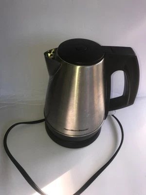 Hervidor eléctrico Hamilton Beach 1L (40978) Foto 1 de 3