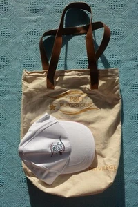 P&O Pacific Explorer Cruise Privilege Cruise Players Club Hat & Carry Bag UNUSED - Bild 1 von 1
