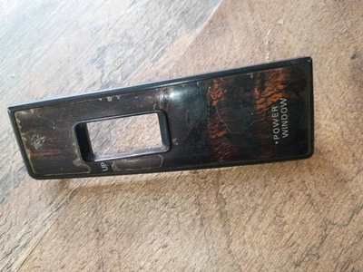 Interruptor de ventana eléctrica 84-89 Nissan 300ZX / lado derecho  Foto 1 de 4