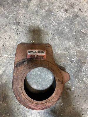 Cubierta de volante Kohler 10 HP Foto 1 de 4