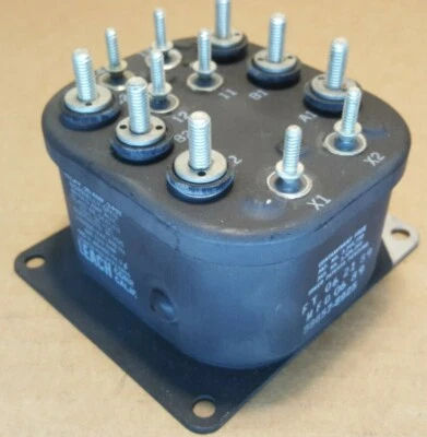 Leach Relay 3PST NO +Aux Contact 28VDC Coil 25A/110VAC or 12.5A/440VAC 9171-8865 - Image 1 of 4