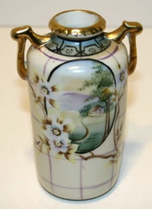 Antiguo jarrón con adornos de oro escénico floral pintado a mano de Nipón - Imagen 1 de 5